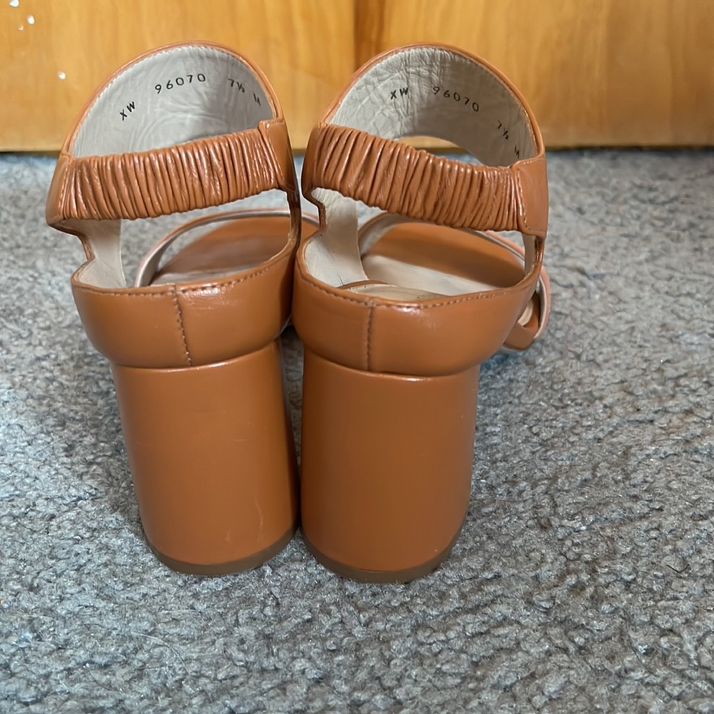 Sandals - Picture 3 of 5